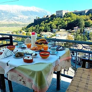 guesthouse-klement.albaniahotels.org/